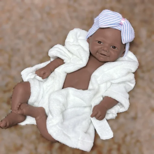 S5f62afa90ab64cecb40188e1a2070ef1q.webp 18Inch Vivienne bébé reborn Girl Dark Skin Can Open Mouth bebe reborn de silicona Doll Soft Touch Handamde Reborn Silicone Doll