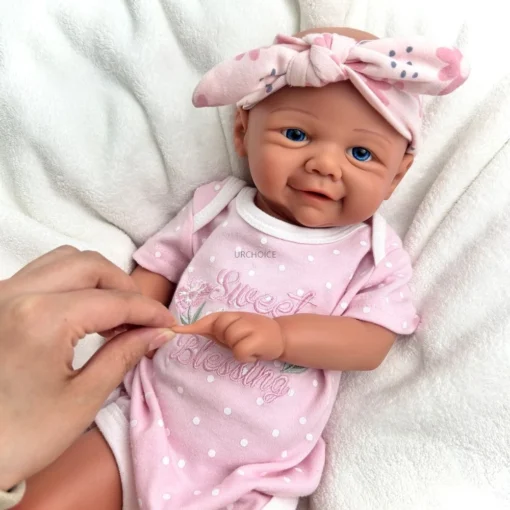Handmade Painted 17Inch Silicone Reborn Baby Girl Soft Washable Lifelike Detail Features Doll for Collector Christmas Gift